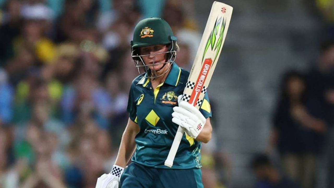 অস্ট্রেলিয়ার ক্যাচিং বিভীষিকা: কিং ও মুনি’র ম্যাজিক! West Indies Women vs Australia Women T20I Match Report